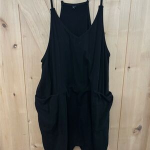Black Sleeveless shorts Jumpsuit with Pockets